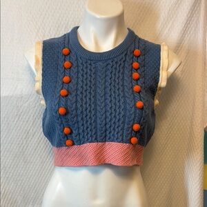 Knit sweater vest size L u-neck cable knit NWT Pom poms